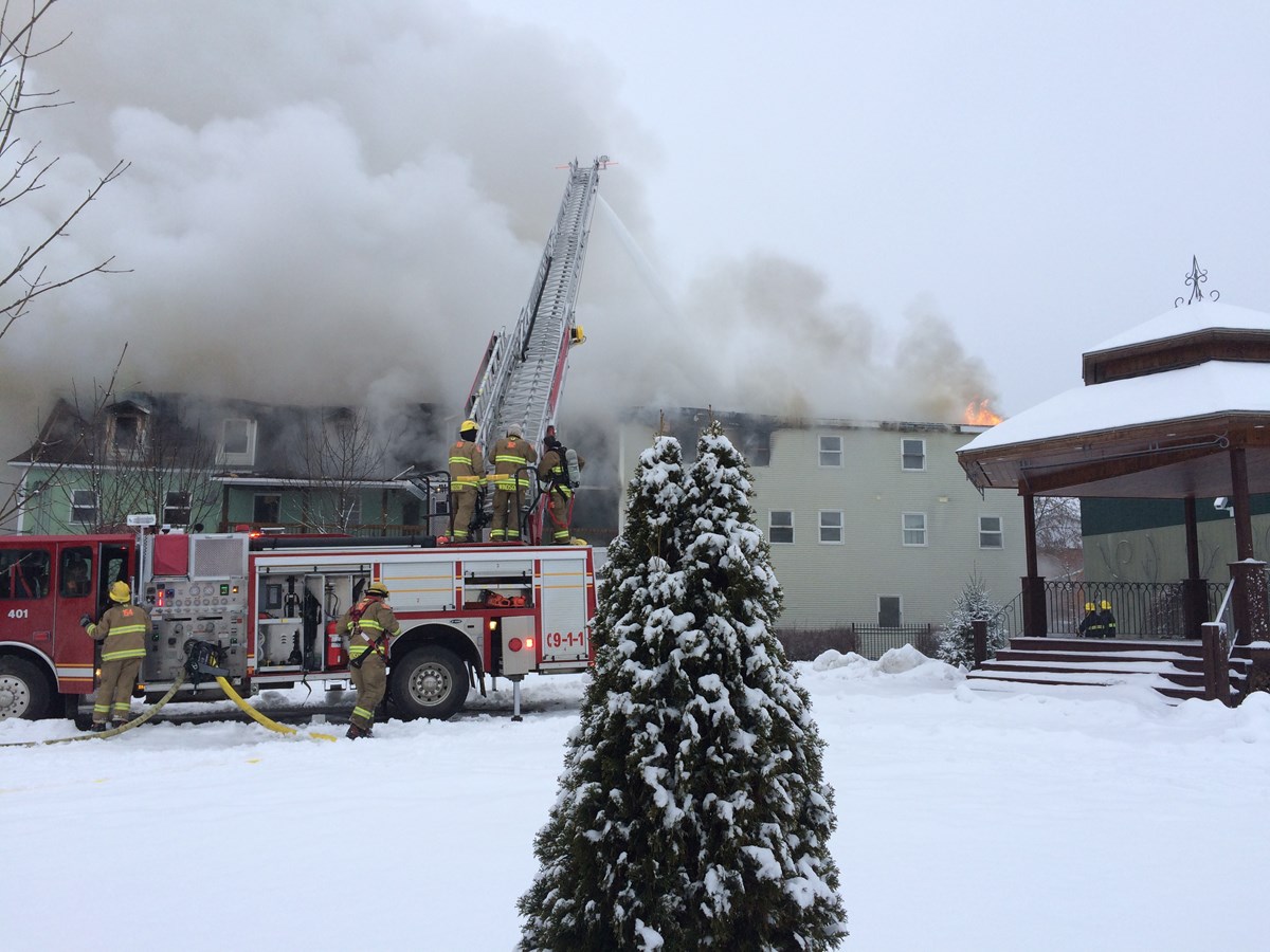 Le feu dévaste le centre-ville de Richmond
