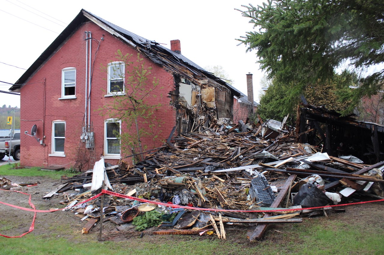 Incendie d’une maison sur la rue Principale à Richmond