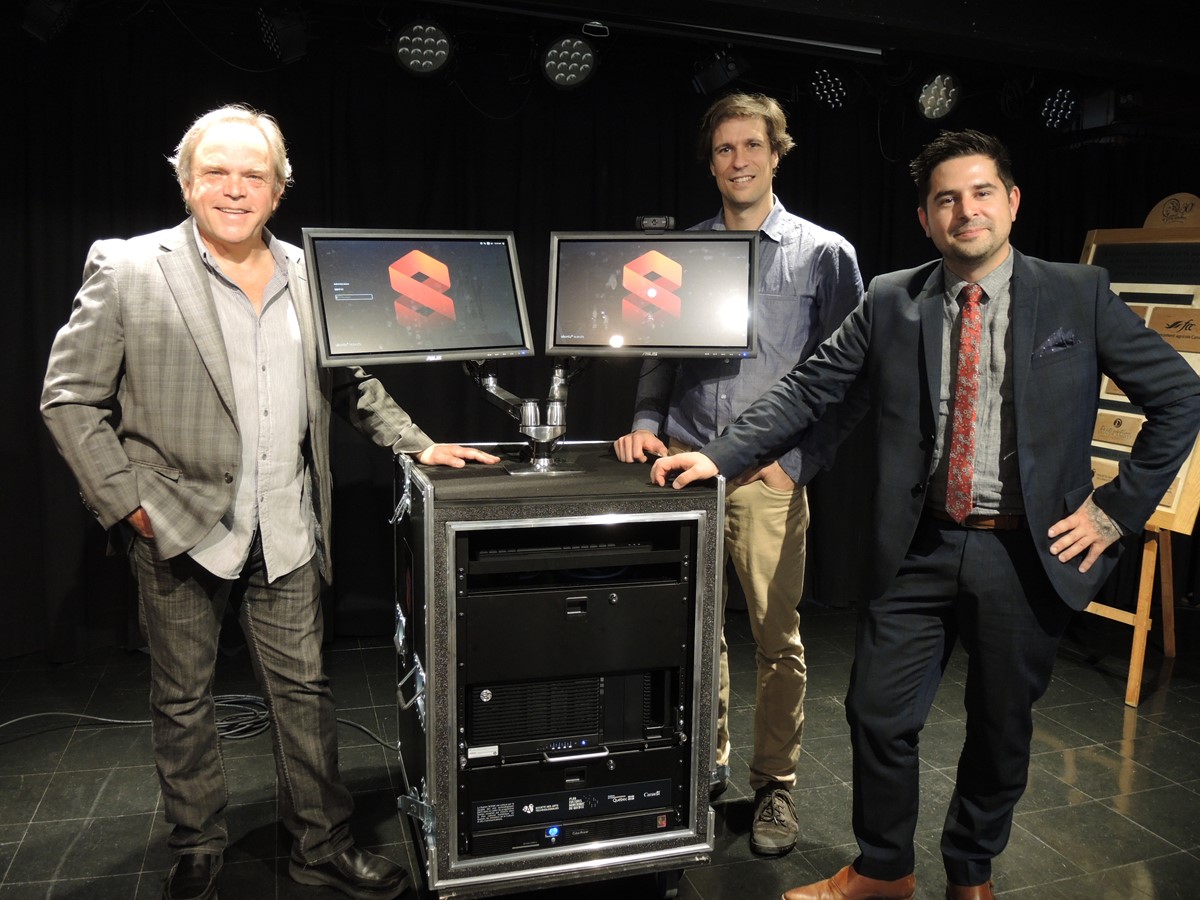 René Barsalo, Olivier Brière et Philippe Pagé ont présenté l’équipement de téléprésence lors de la conférence de presse. 