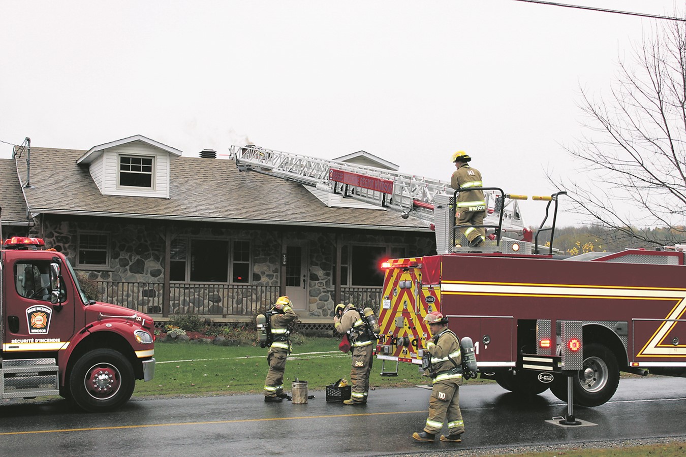 Feu de cheminée et de moteur
