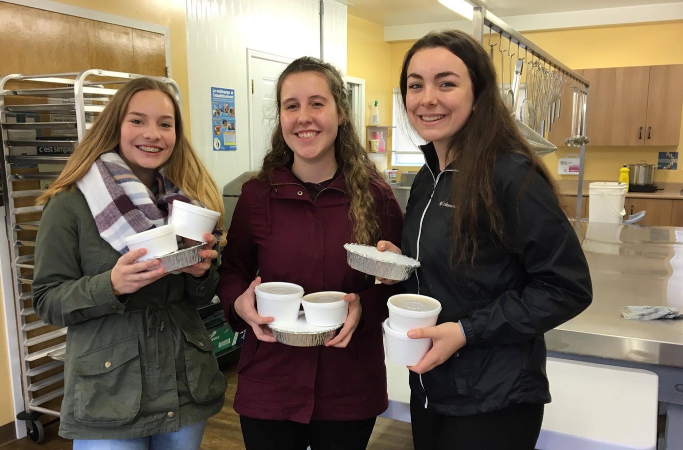 Projets du cours éthique et culture religieuse de l’école l’Escale : popote et filles