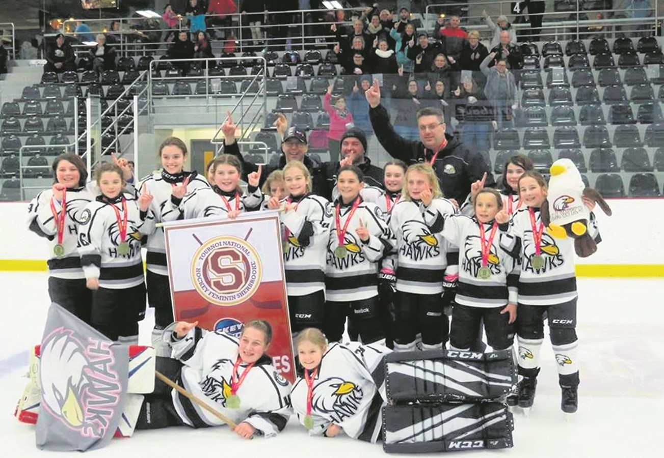 Le club de hockey féminin les Hawksgirls 