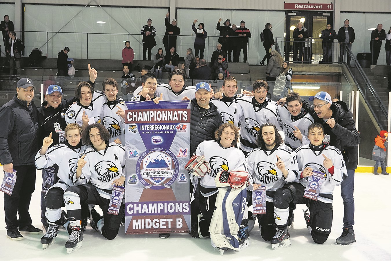 Les Hawks-2 AWK Midget B, sacrés Grands Champions aux interrégionaux