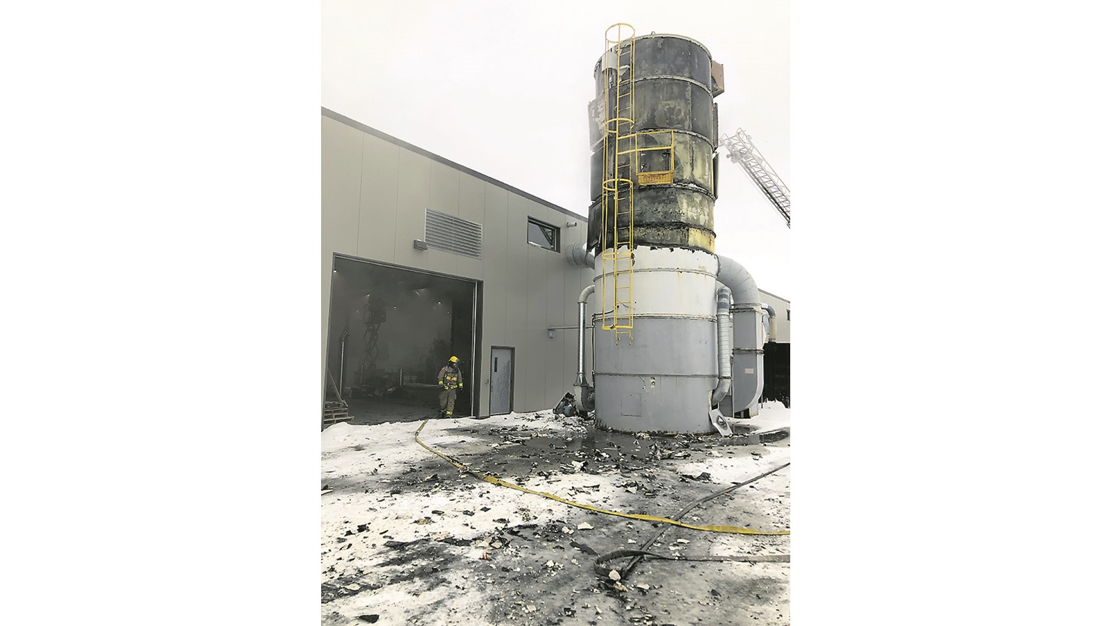 Le silo a subi des dommages comme en témoin cette photo de la Régie intermunicipale d’incendie.  