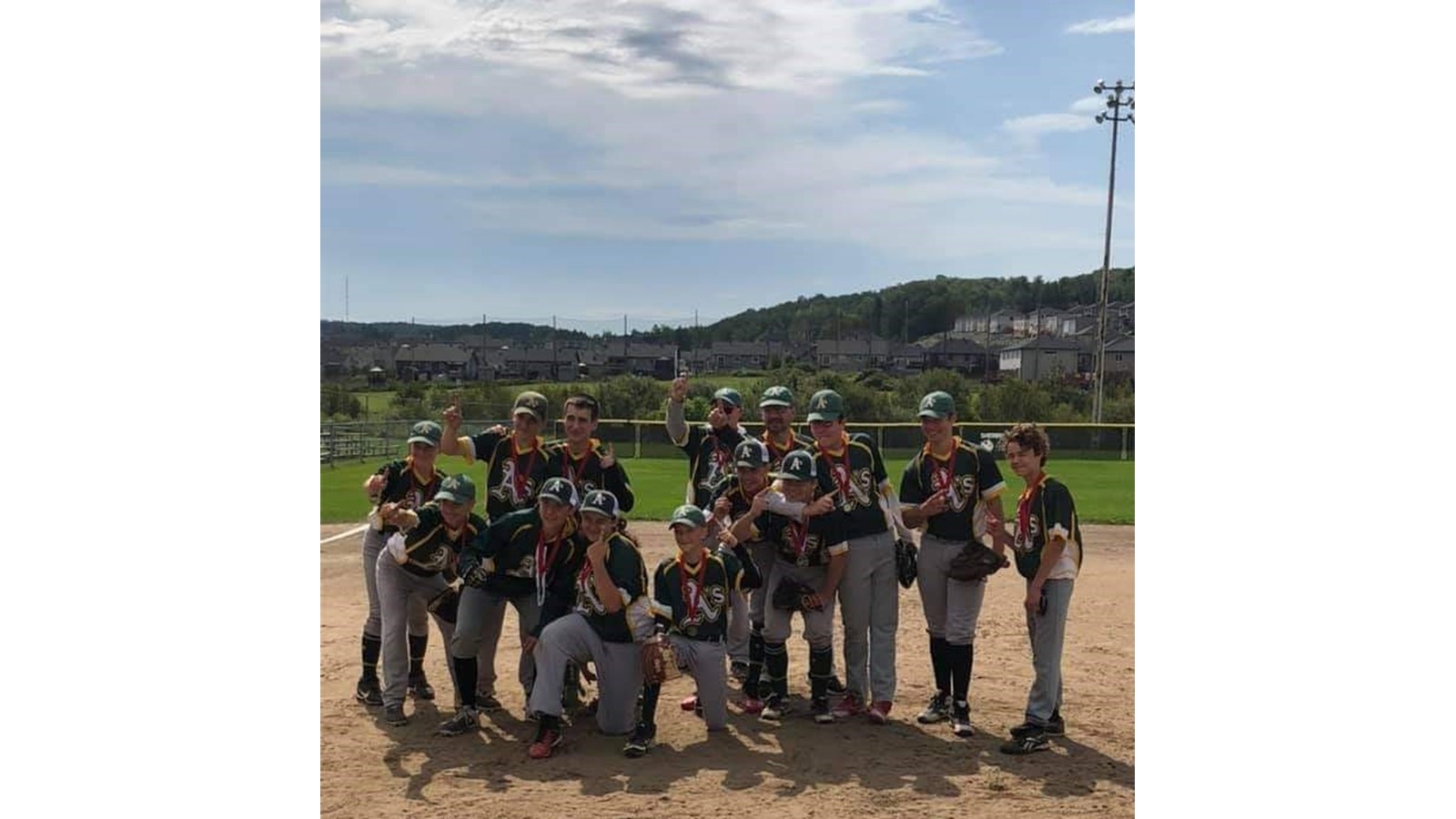 Les jeunes A‘s moustique et bantam se signalent aux régionaux de baseball Estrie