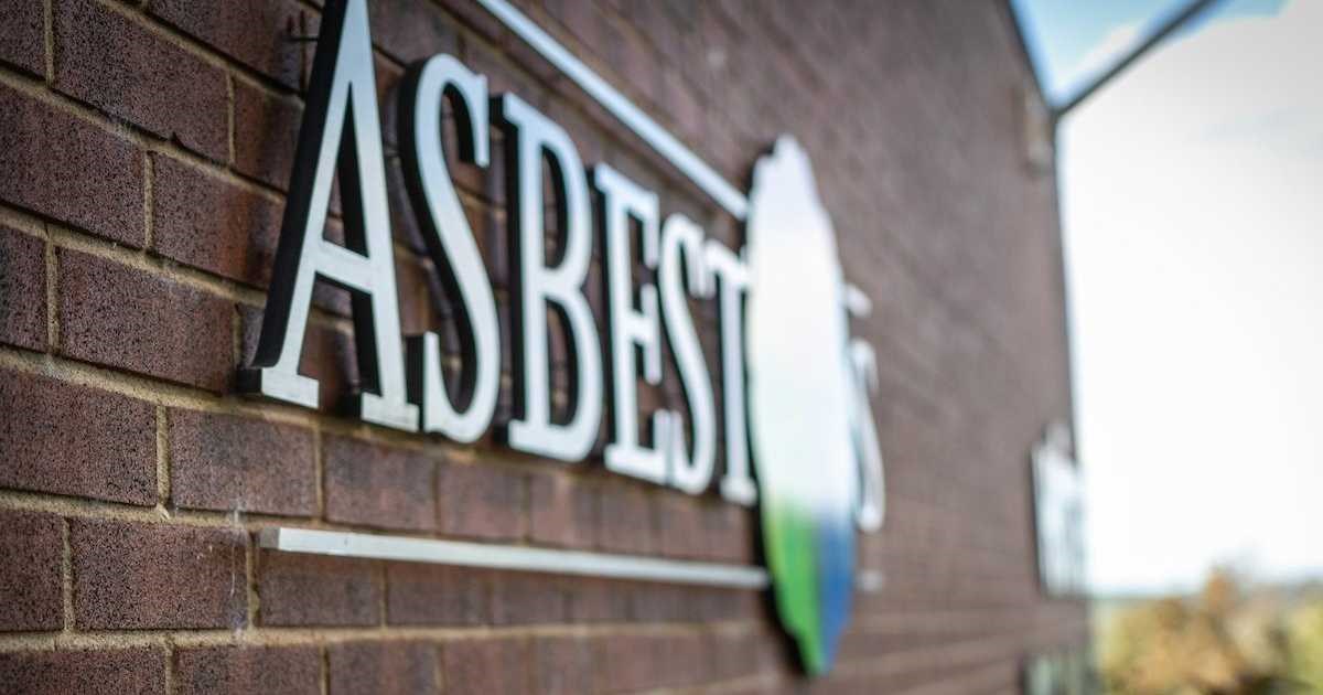 Réflexion suite au changement de nom d’Asbestos