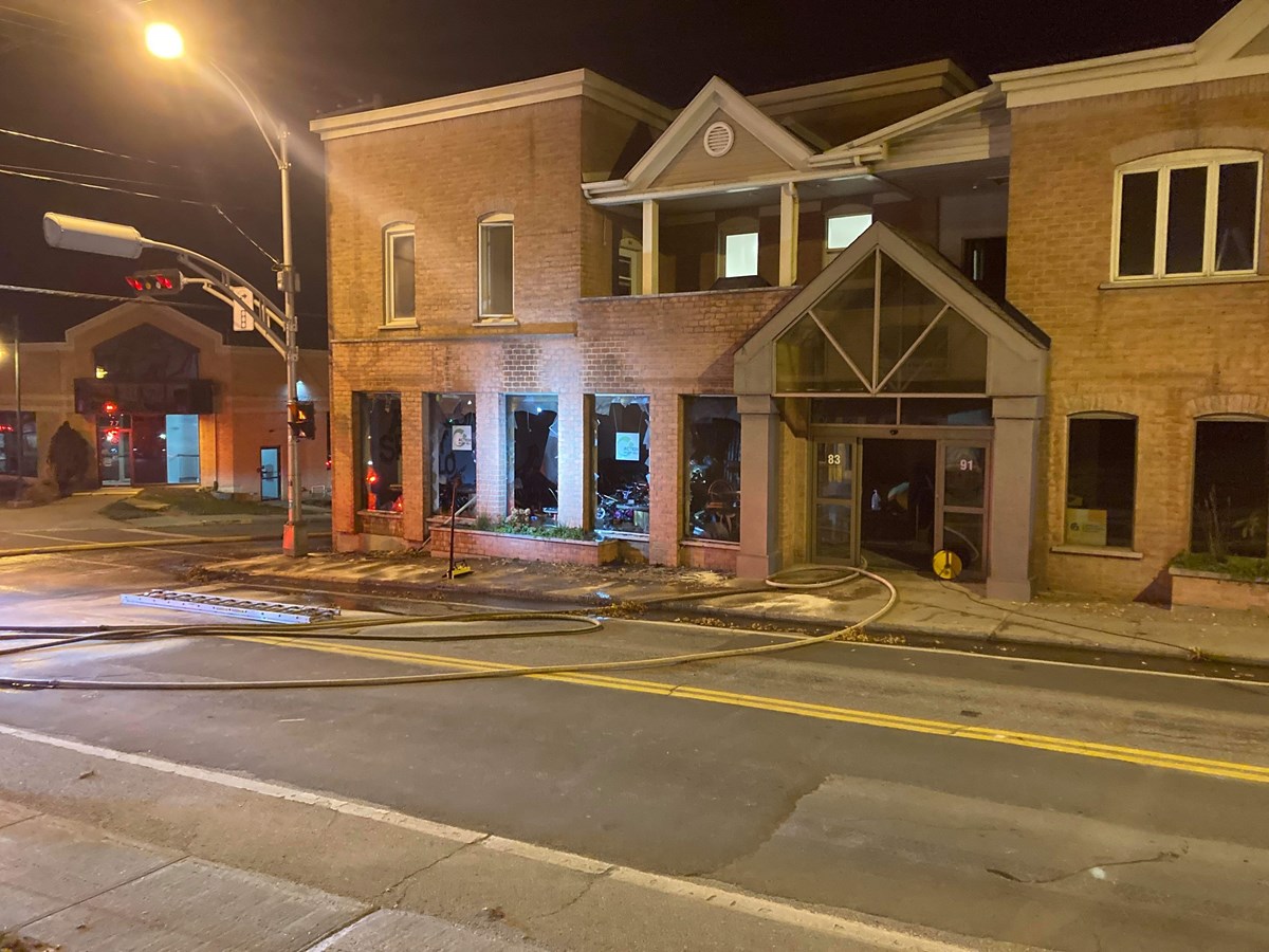 Windsor : Incendie dans l’édifice à logements abritant les nouveaux locaux d’Action Sport Vélo