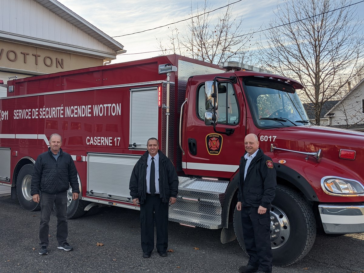 Le service incendie de Wotton se dote d’un tout nouveau camion-citerne