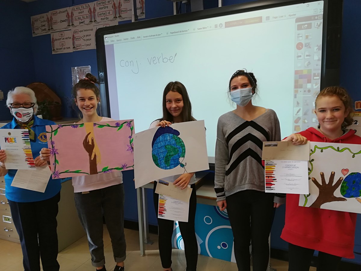 Classe de Mlle Julie Élement.