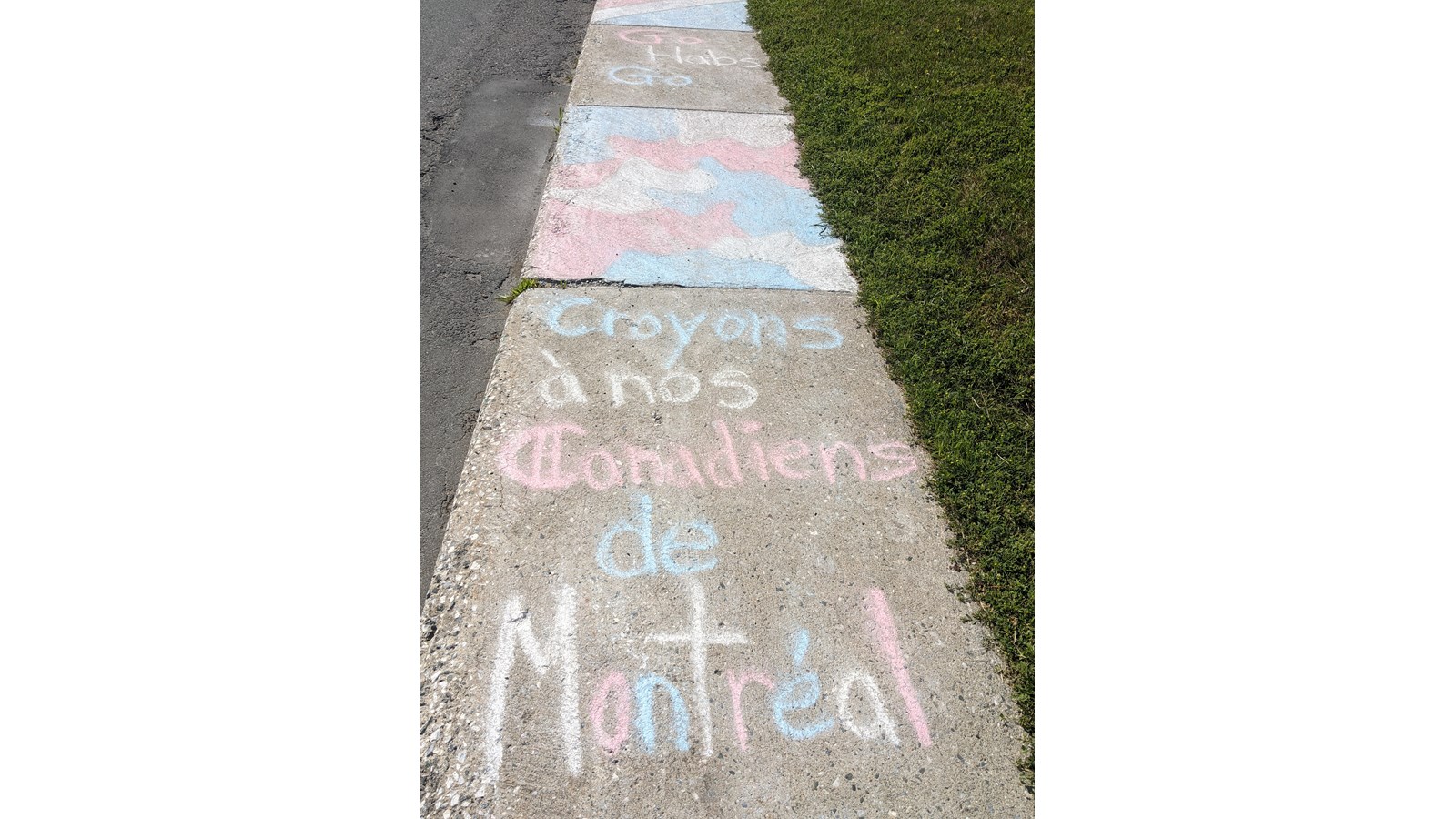 Des trottoirs aux couleurs des Canadiens de Montréal