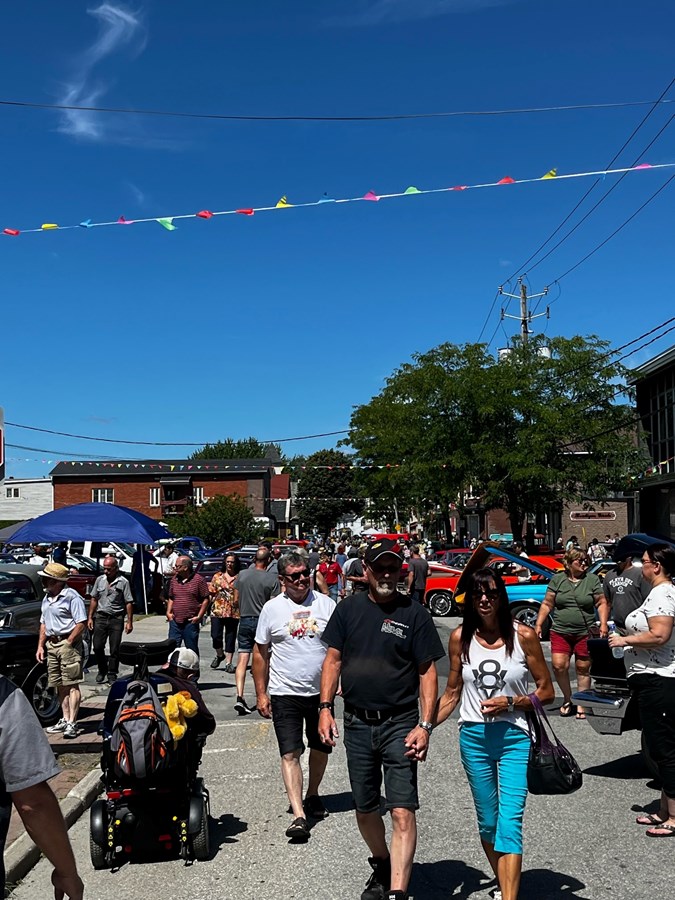 Des milliers de visiteurs au Festival de l’auto ancienne de Richmond