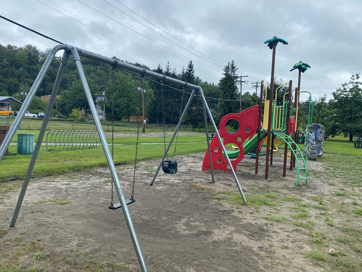 À cause de son caractère dangereux, une balançoire a été retirée du parc Greenlay de Windsor.