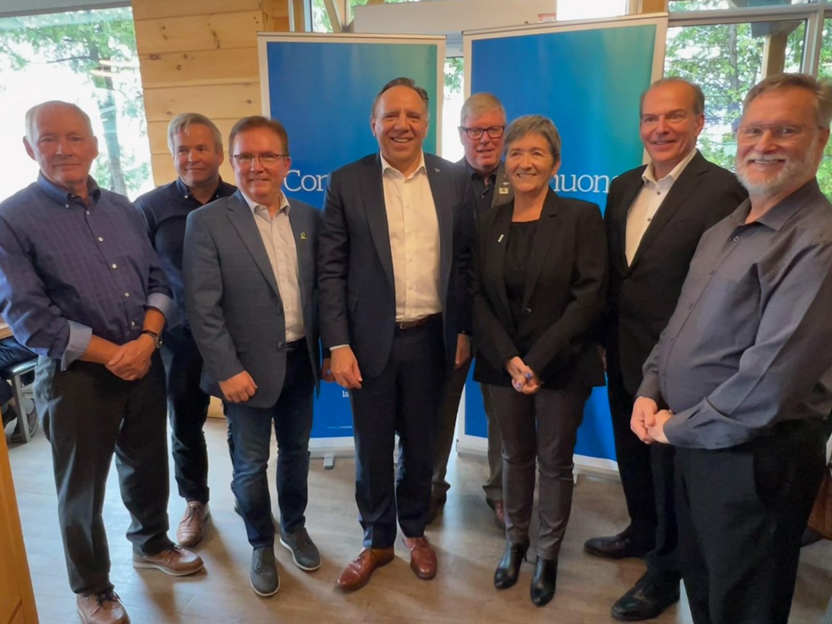 François Legault vise un sept sur sept en Estrie
