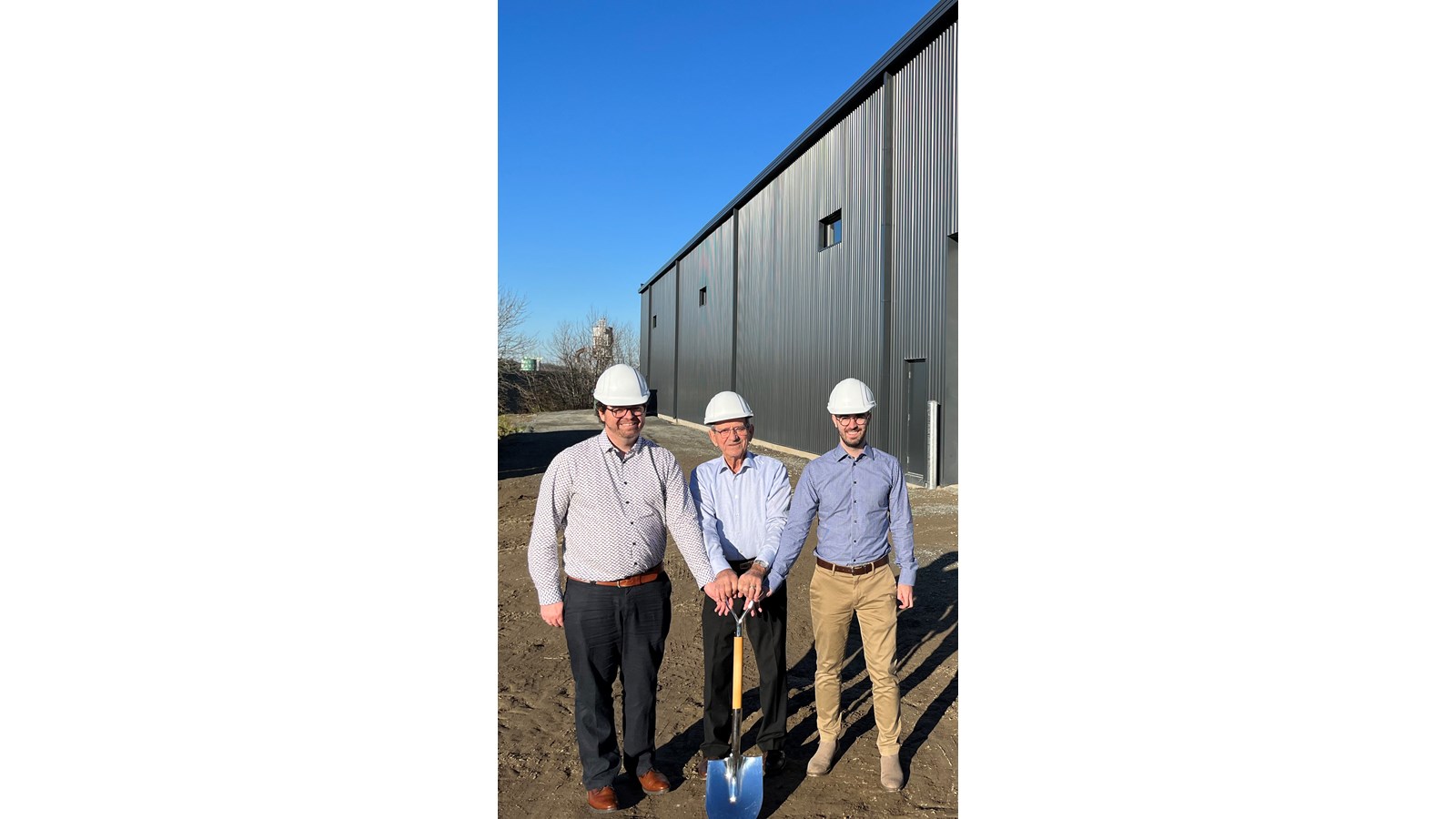 Jean-Philippe Turcotte (directeur général), Louis Cloutier (fondateur de Thermo 2000) et Charles Dumoulin (directeur des opérations)