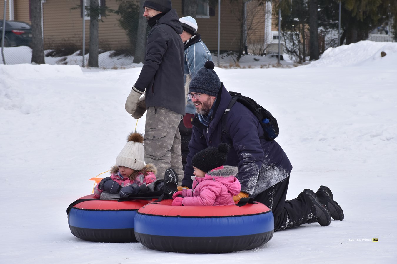 Une journée d’activités extérieures avec des glissades sur tubes a été organisée.