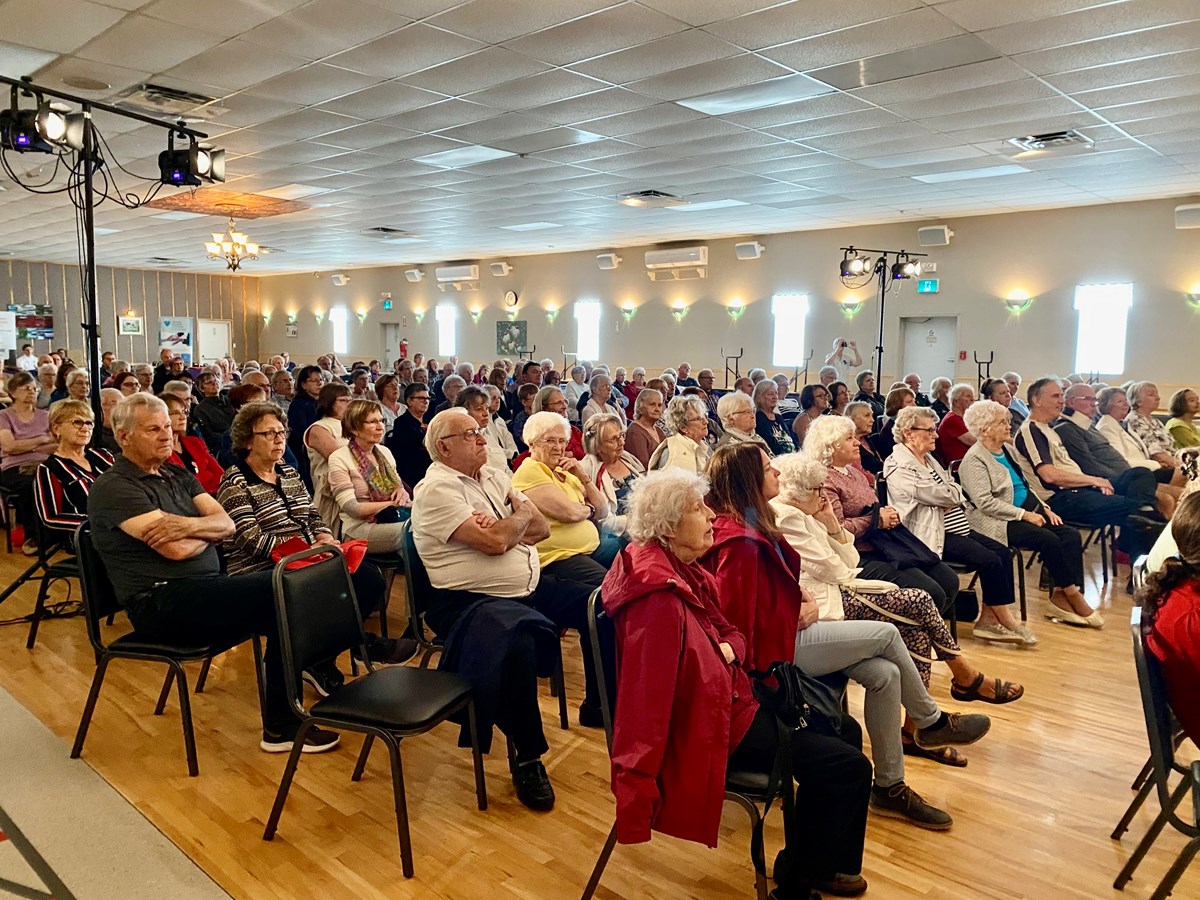 Plus de 130 personnes ont assisté à la pièce présentée par la troupe de théâtre Parminou.