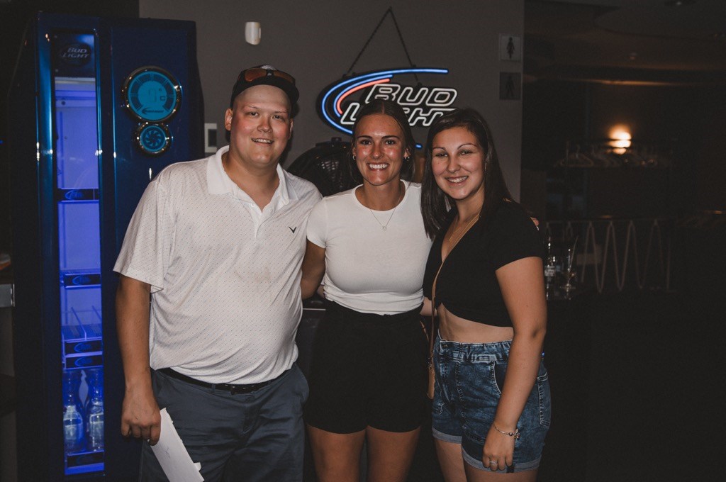 Joey Richard, Marie-Pier Richard et leur cousine Victoria Lemieux.