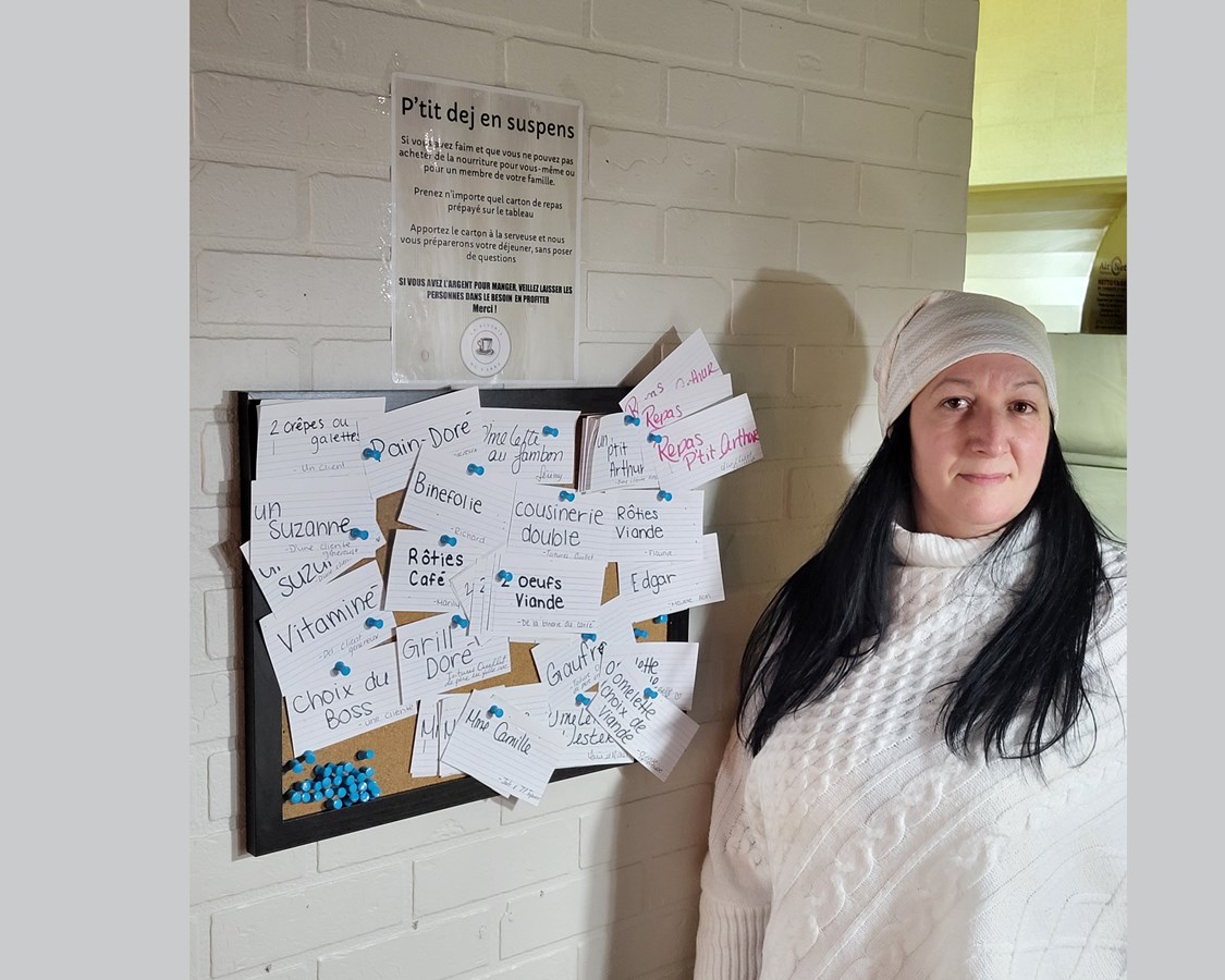 On donne au suivant à la binerie du Carré de Danville