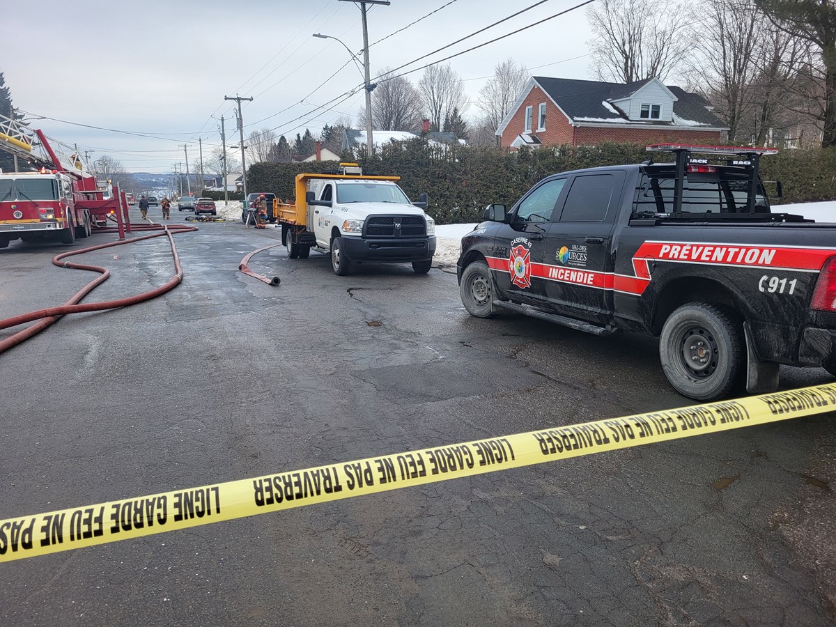 Un incendie détruit l’ancienne Résidence St-Barnabé à Val-des-Sources