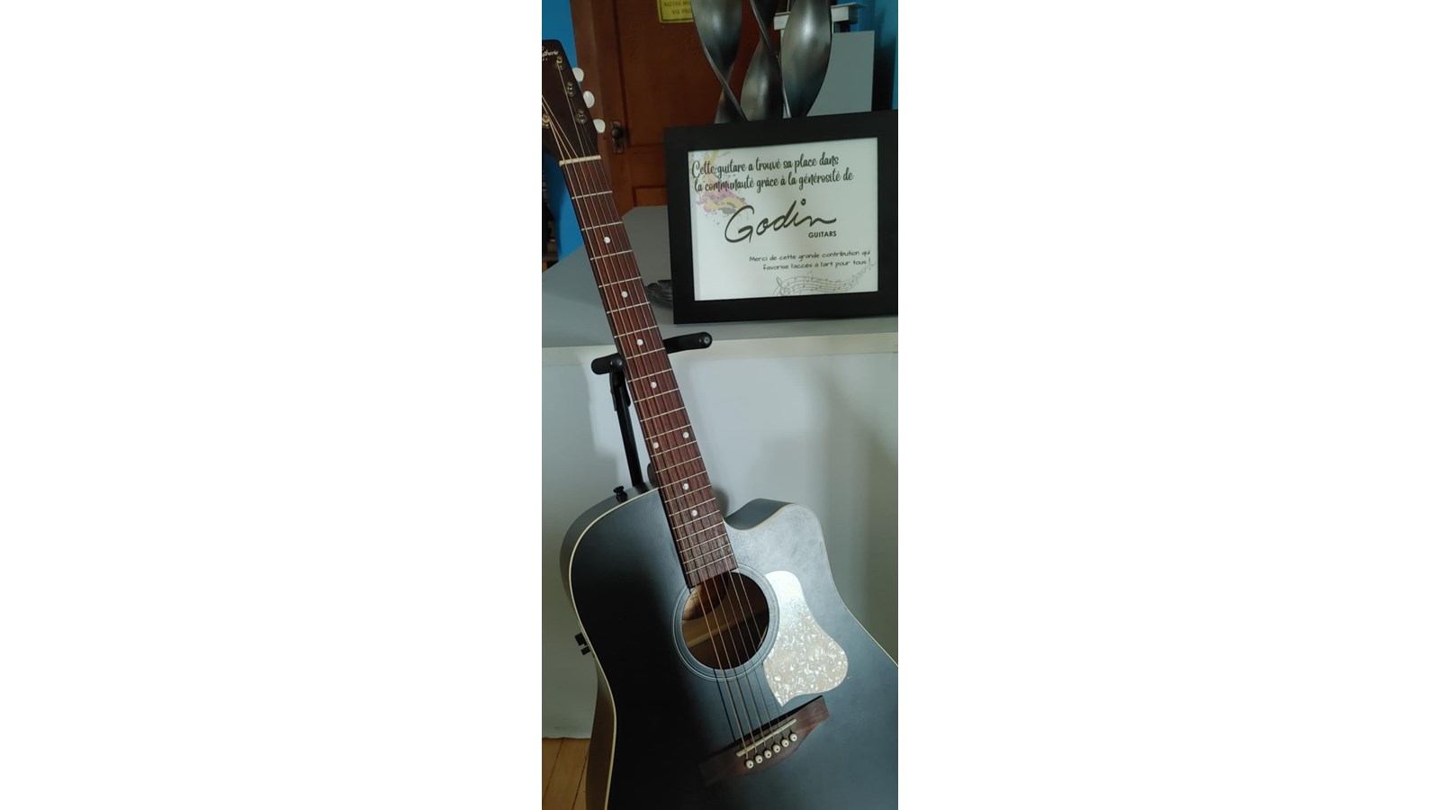 La guitare Americana de style Cutaway, à pan coupé de A&L Heritage.
