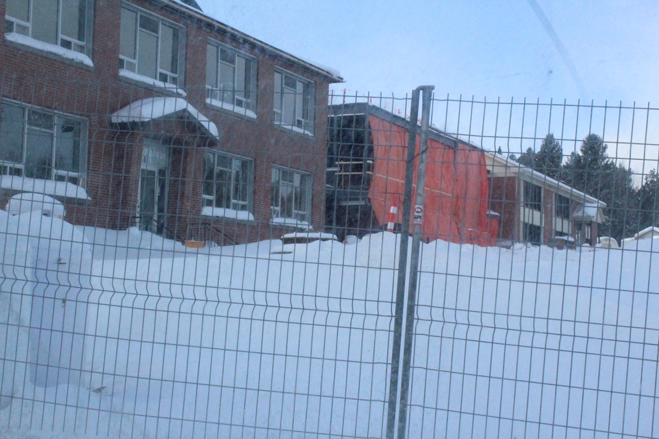 École de l’Arc-en-ciel : des travaux plus longs que prévu !
