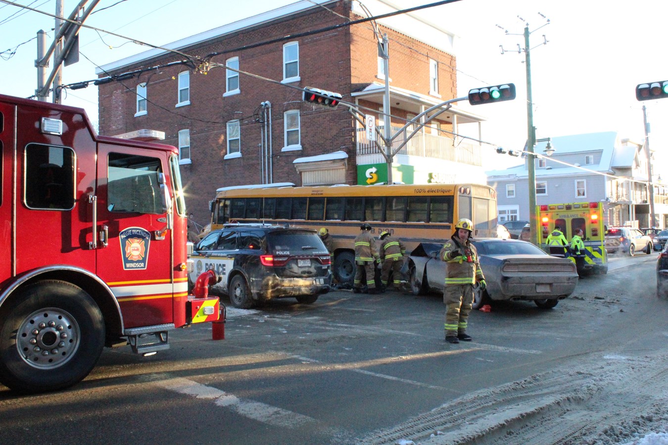 Accident impliquant un autobus scolaire