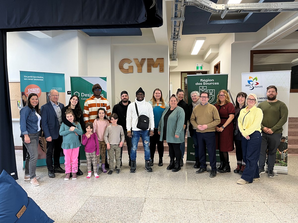 Photo prise lors de l’activité Café-Rencontre qui se tenait dans les locaux du GYM à Val-des-Sources.