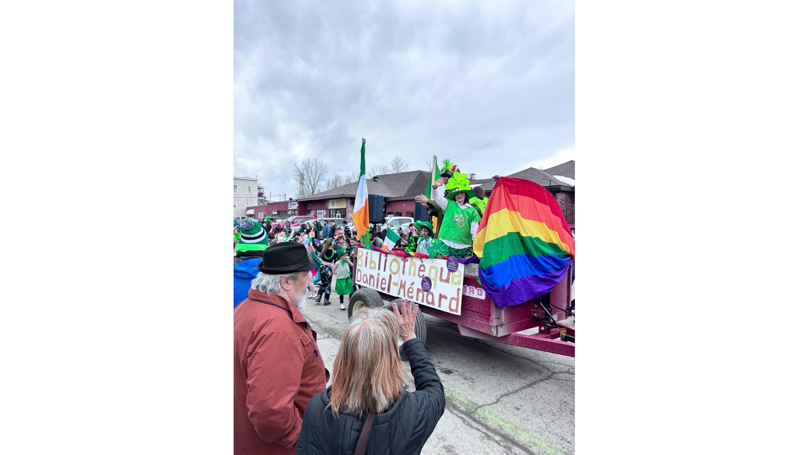 Des milliers de personnes réunies pour le défilé de la Saint-Patrick à Richmond