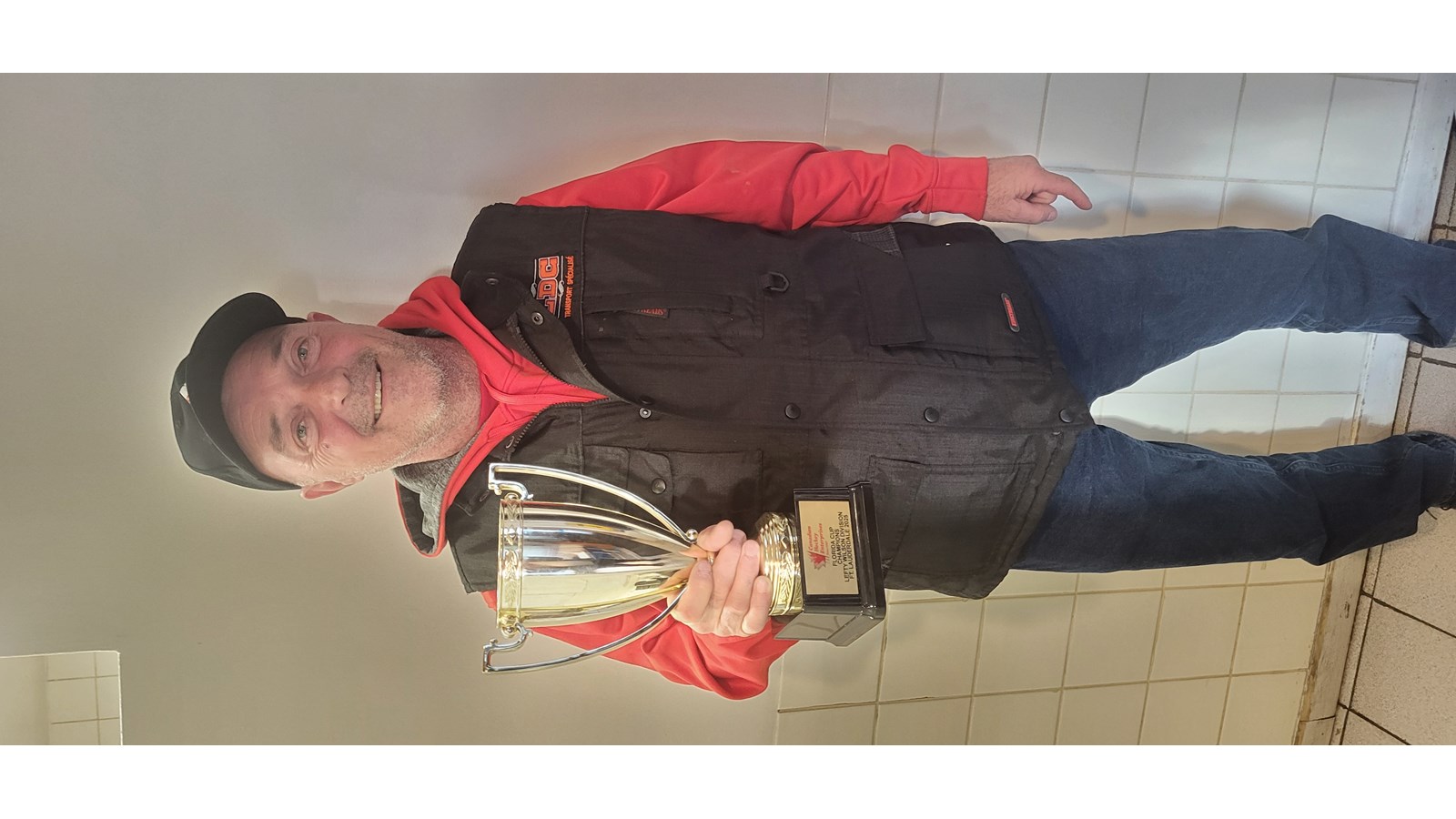 Des hockeyeurs originaires de Val-des-Sources remportent un tournoi de hockey amateur en Floride