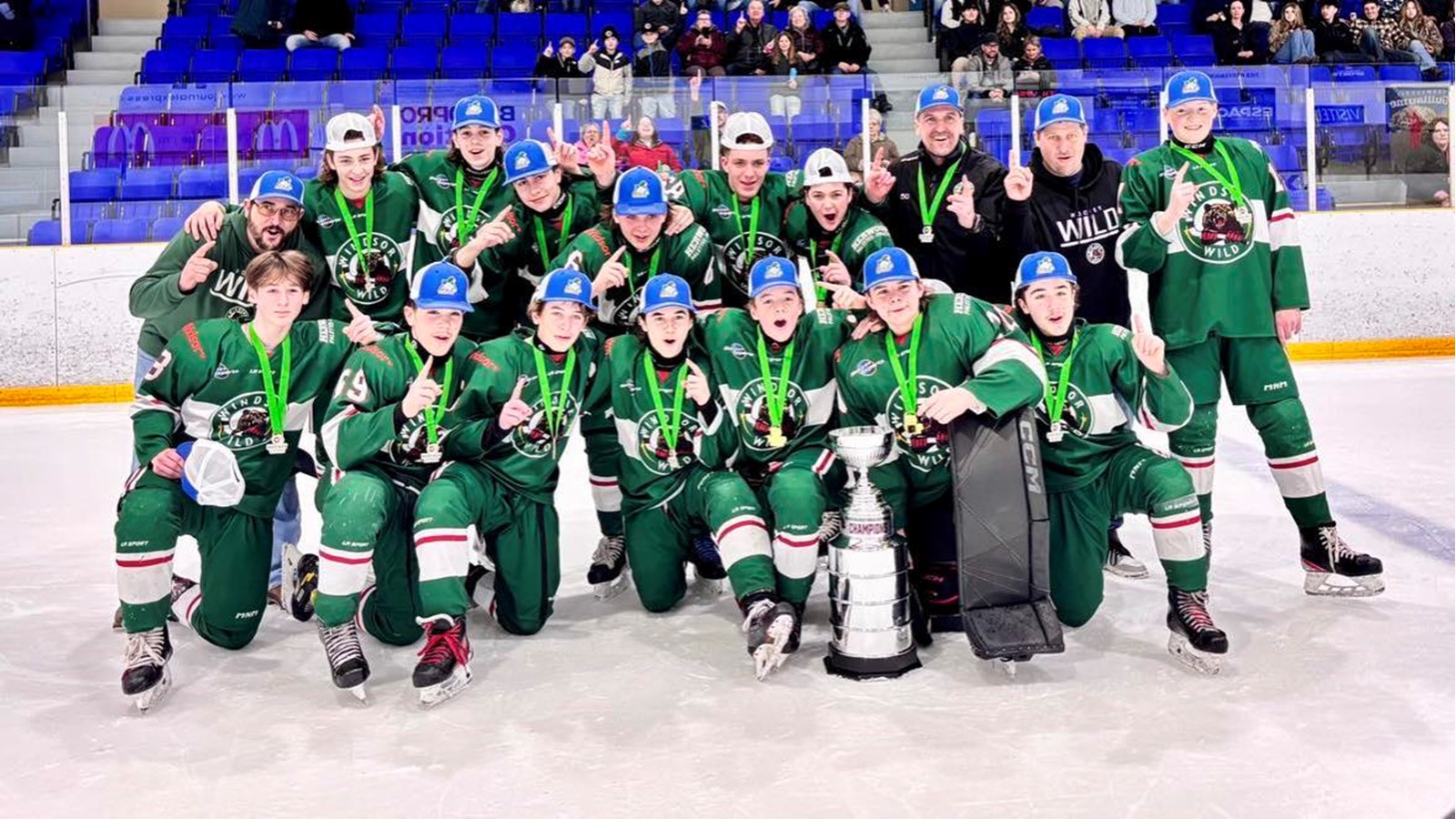 La formation du Wild M15-A a su remporter ses quatre matchs pour mettre la main sur le titre de champion.