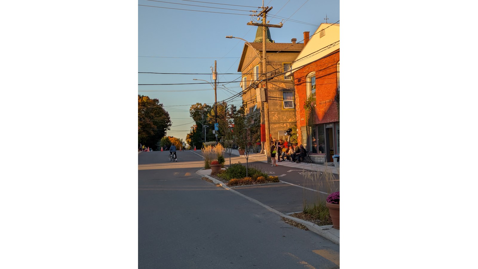 Danville devient « Kingston-Falls » le temps d’un tournage aux influences locales