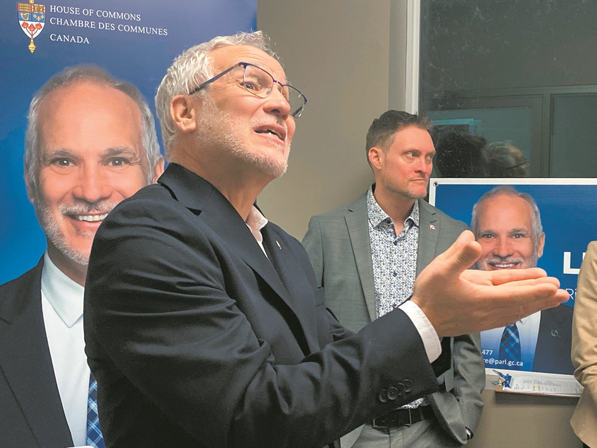 Eric Lefebvre, député conservateur de Richmond — Arthabaska à la Chambre des communes, a inauguré dernièrement son bureau satellite de circonscription à Windsor.