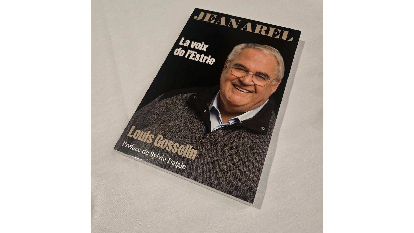 Rédaction de la biographie de Jean Arel : tout un défi !