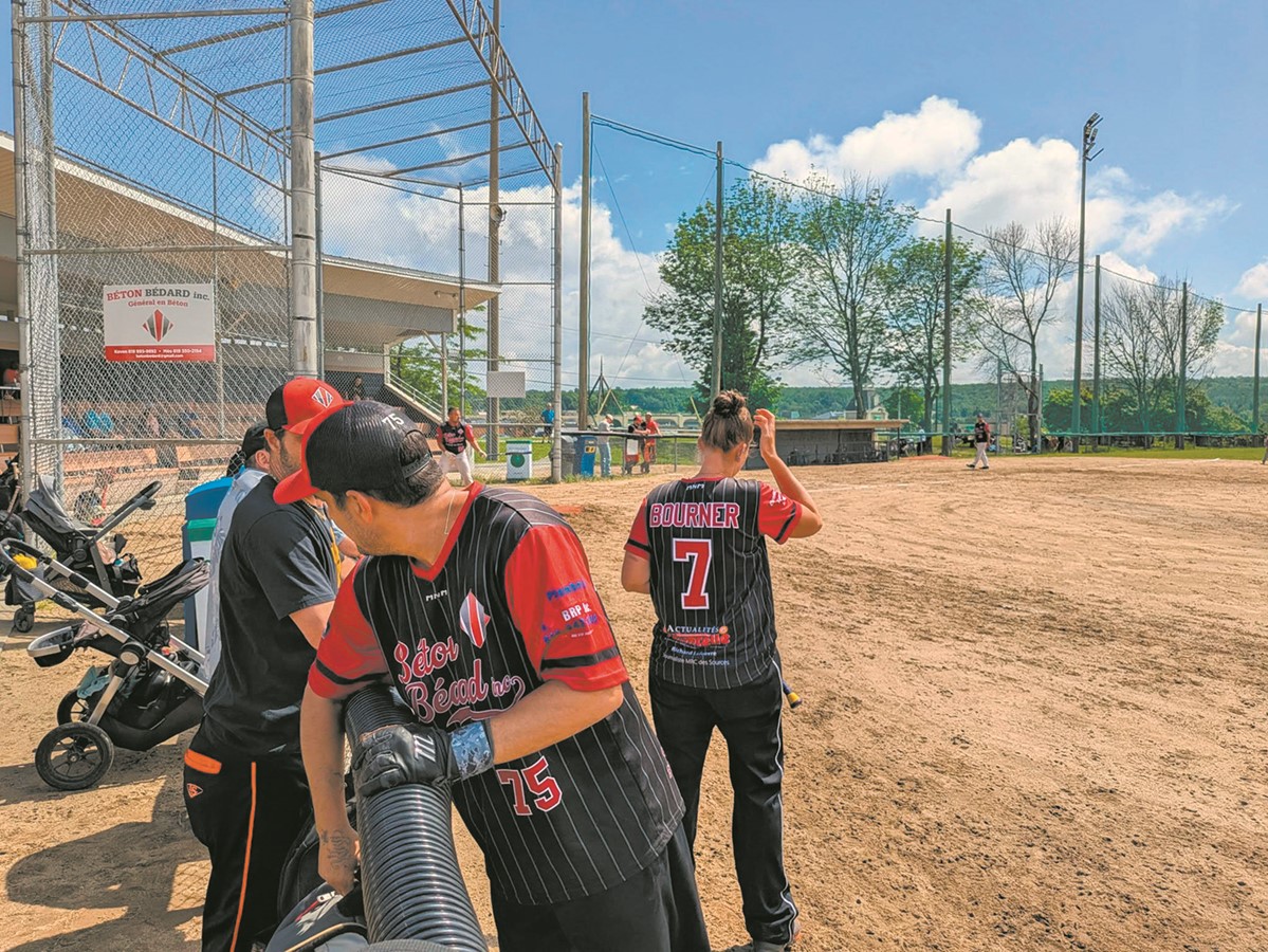 Les 27 et 28 juin derniers, le stade Lucien « Lou » Richard de Val-des-Sources était le théâtre d’un tournoi de balle lente.