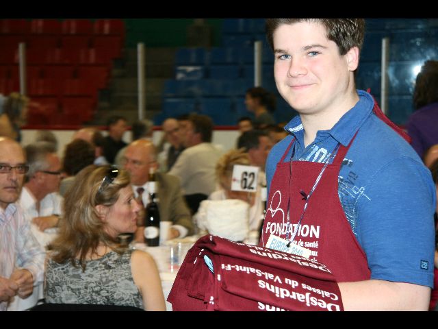 1000 personnes au souper au homard de la Fondation