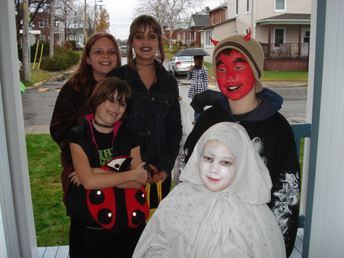 Halloween sur la rue Ambroise-Dearden