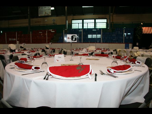 1000 personnes au souper au homard de la Fondation